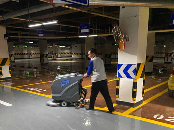 tc95e7.jpg tc95e7.jpg